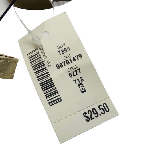 NWT Aeropostale Gold Skinny Braid T-Strap Sandals - Size 6 - Picture 8 of 9